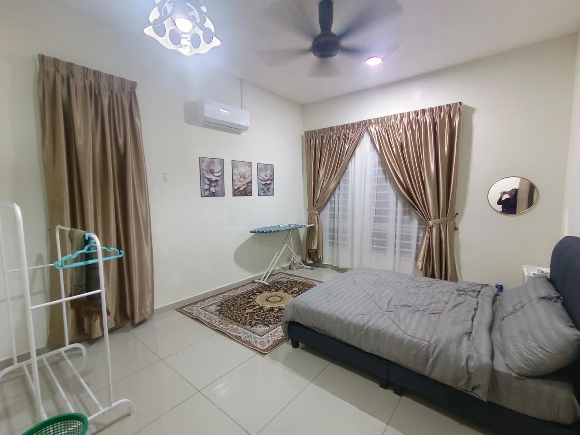 Nouri'S Homestay Melaka Bagian luar foto